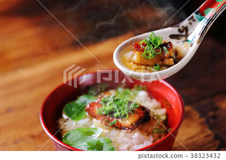 鰻魚中國 38323432