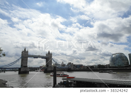 [London] Tower Bridge 38324242