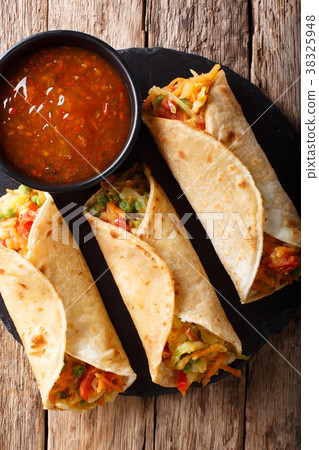 Indian street vegetarian food Indian street vegetarian food 38325948