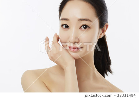 Young woman, beauty 38331494