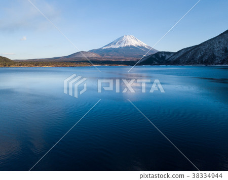 Lake Motosu 38334944