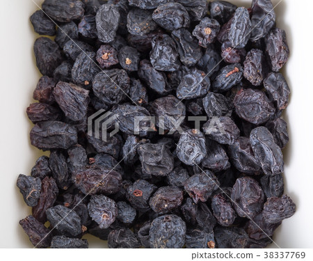 Black raisins. Black raisins. 38337769