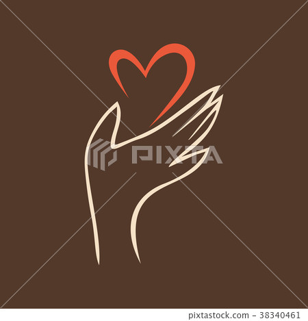 Hand holding a heart 38340461
