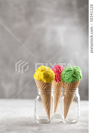 Ice cream cone Ice cream cone 38341128