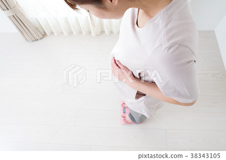 Maternity image 38343105