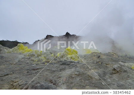 Mt. Iozan（Atosanupuri）（北海道郡，川上郡） 38345462