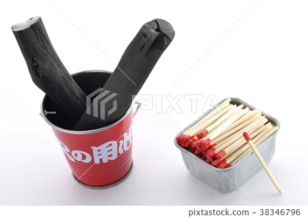 Match and charcoal and bucket 38346796