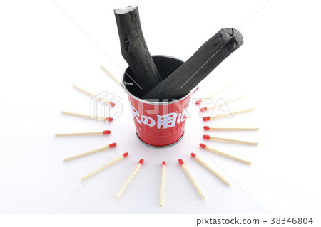 Match and charcoal and bucket 38346804