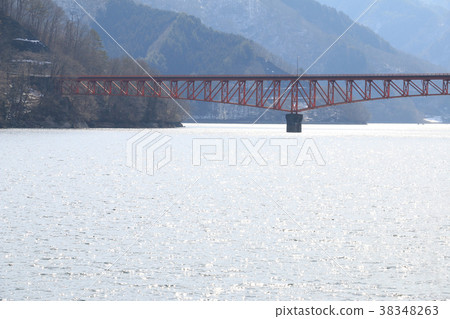 Lake Kusaki 38348263