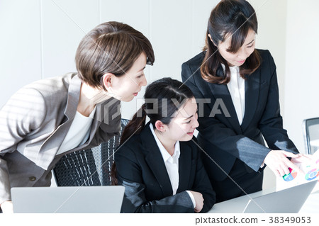 Business woman Business woman 38349053