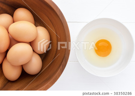拿雞蛋的東西 拿雞蛋的東西 38350286