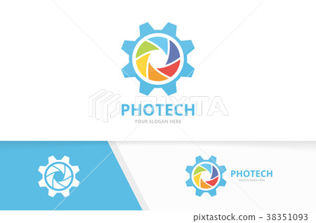 Vector camera shutter and gear logo combination 38351093