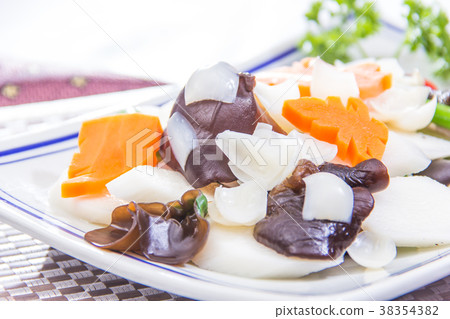 vegetable cuisine 38354382