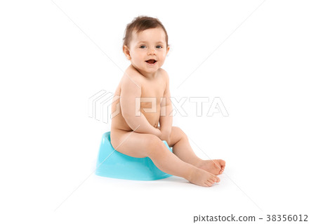 child on the potty child on the potty 38356012