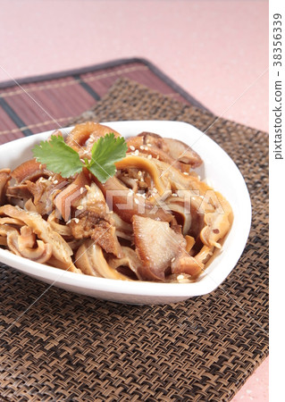 offal cuisine 38356339