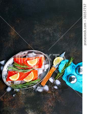 salmon salmon 38357737