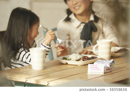 吃的姐妹們 吃的姐妹們 38358638