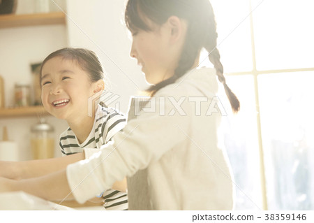 Girls to help you Girls to help you 38359146