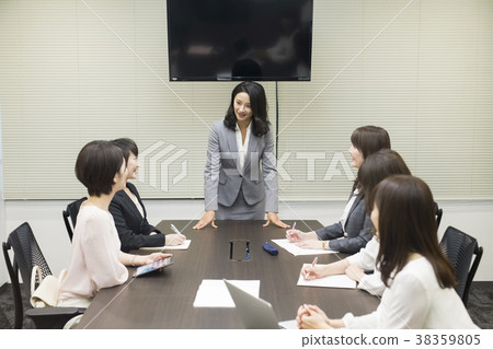 職業女性會議圖像 38359805