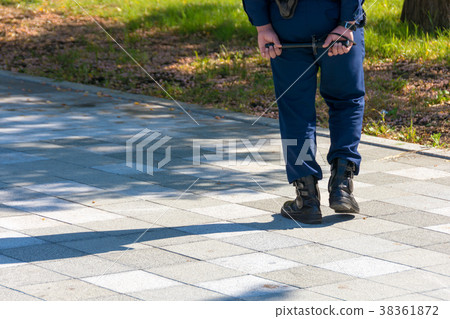 A policeman 38361872