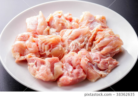 Wrinkled greens 38362635