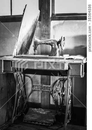 sewing machine sewing machine 38364886