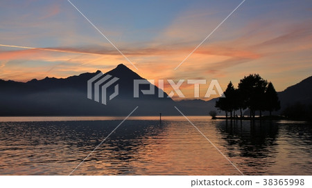 Mount Niesen at sunset.  Mount Niesen at sunset.  38365998