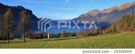 Lake Brienzersee and mount Augstmatthorn.  38366004