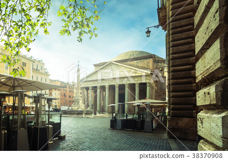 Pantheon in Rome, Italy Pantheon in Rome, Italy 38370908