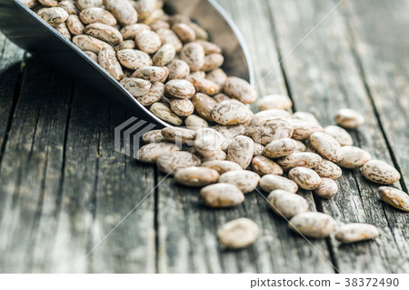 Dried borlotti beans. Dried borlotti beans. 38372490