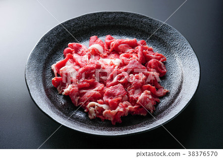 黑毛和牛牛肉切碎了 黑毛和牛牛肉切碎了 38376570