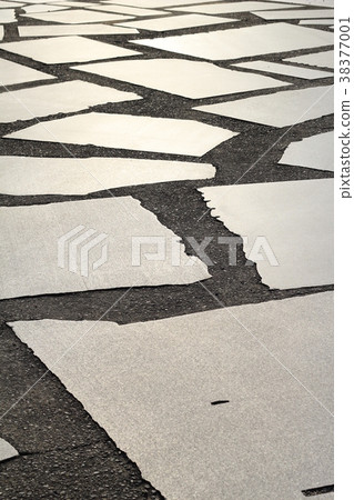 Mirror stone cobble 38377001