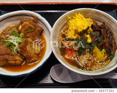 Kagoshima local cuisine 38377101