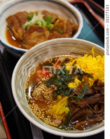 Kagoshima local cuisine 38377103