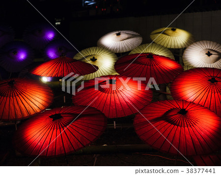 The light of a fantasy snake The light of a fantasy snake 38377441