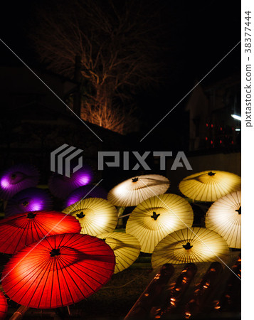 Fantastic snake eye light Fantastic snake eye light 38377444