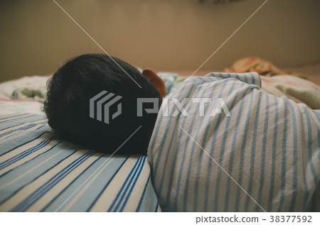 baby boy, boy, lifestyle 38377592