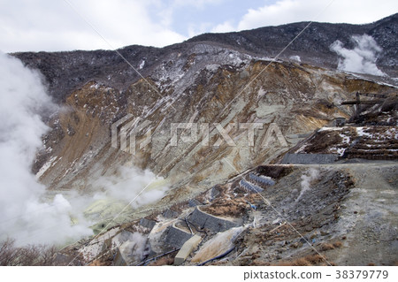 Owakudani  38379779