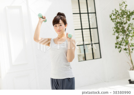 Fitness image middle woman Fitness image middle woman 38380990