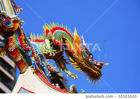 中國宗教，寺廟寺廟屋頂，龍，中國宗教，寺廟屋頂，龍，寺廟屋頂，龍 38381020