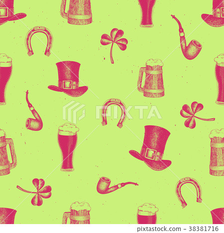 Hand drawn vector seamles pattern with leprechaun 38381716