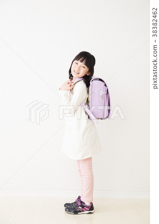 Child girl school bag elementary school student woman lifestyle Child girl school bag elementary school student woman lifestyle 38382462
