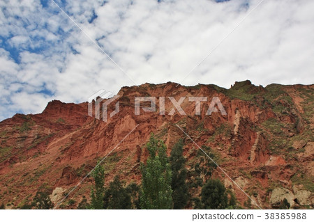 Suburbs of La Paz 38385988