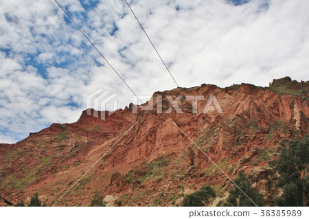 Suburbs of La Paz 38385989
