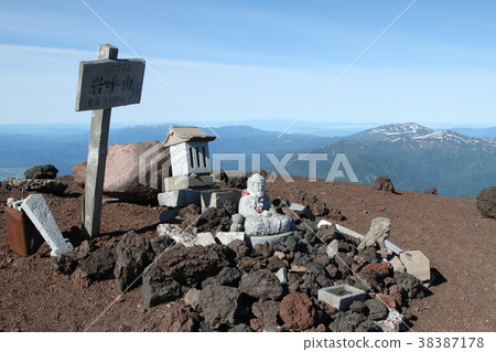 Mountain top of Iwate Mountain top of Iwate 38387178