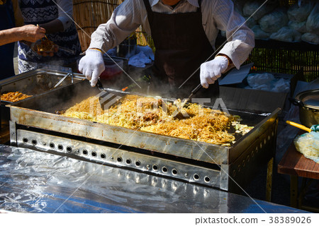 Yakisoba 38389026