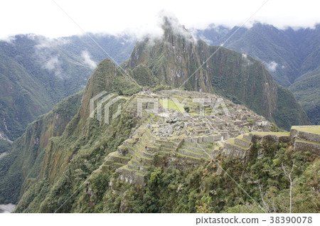 Machu Picchu from a distance Machu Picchu from a distance 38390078