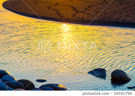 水紋 sea water pattern texture wave 水面 波紋 夕陽 波光 日落 38391799
