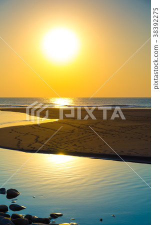 海邊日落海邊日落海邊日落永安漁港台灣海邊海邊海邊的太陽 海邊日落海邊日落海邊日落永安漁港台灣海邊海邊海邊的太陽 38392275