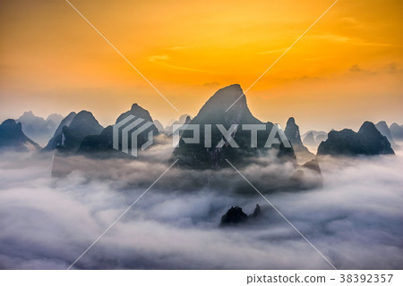 Karst Mountains of China 38392357